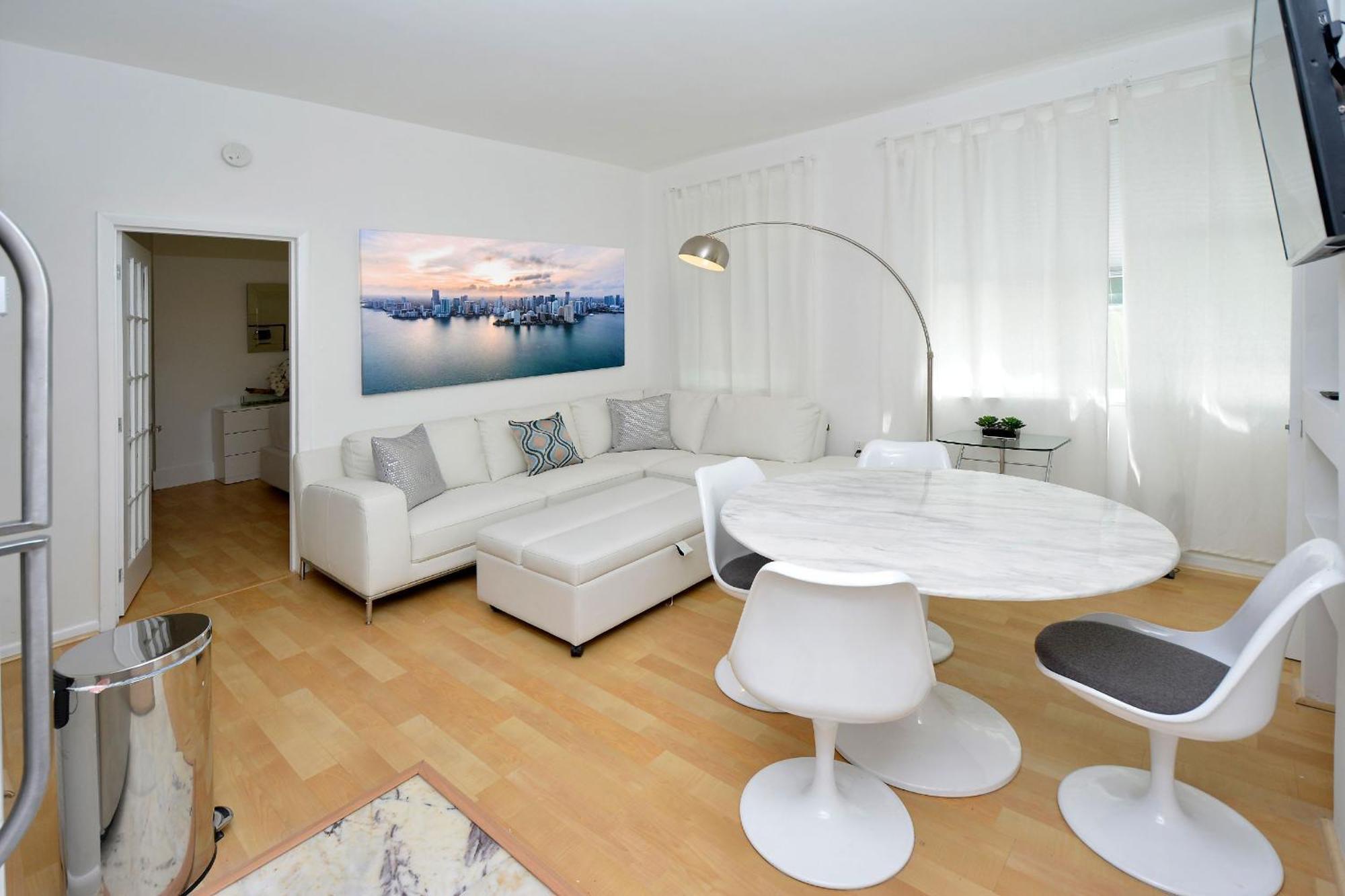 Art Deco Washingthon Apartment Маями Бийч Екстериор снимка